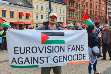 Eurovision / „Es liegt eine seltsame Atmosphäre in der Luft“: Tausende Menschen bei Pro-Palästina-Demo in Malmö