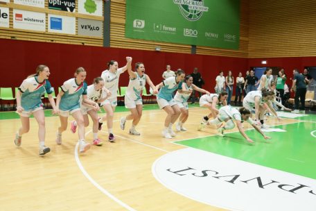 Jubel im Lager des Gréngewald Hostert