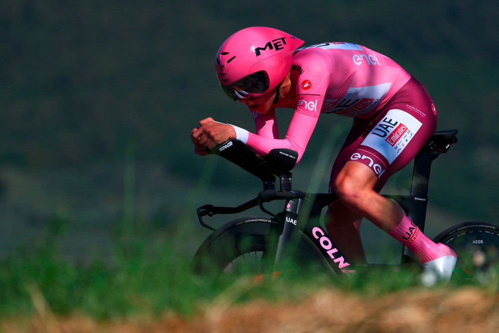 Giro d'Italia di ciclismo: Pogacar vince anche la cronometro