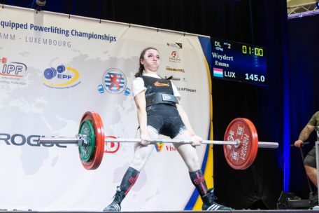 Equipped-Powerlifting-EM / Weydert ist Europas zweitstärkste -57-Junior-Deadlifterin – Feiereisen und Parage mit „Personal bests“