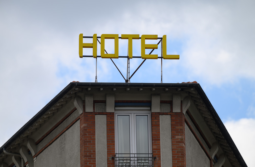 Sommerspiele / Noch Zimmer frei: Pariser Hotels senken vor Olympia die Preise