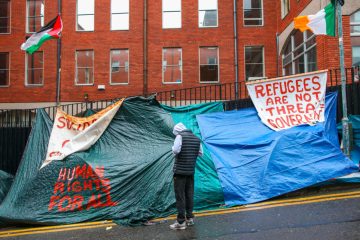 Irland / Zeltstädte in Dublin: Die Zuwanderungskrise wird politisch immer toxischer