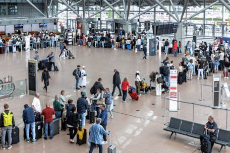 Editorial / Wissen ist Geld: Warum man seine Verbraucherrechte kennen sollte