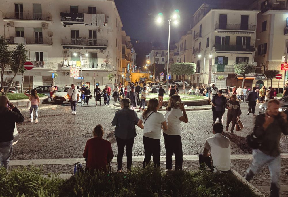 Italien / Dutzende Erdbeben in Region Neapel