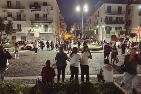 Italien / Dutzende Erdbeben in Region Neapel