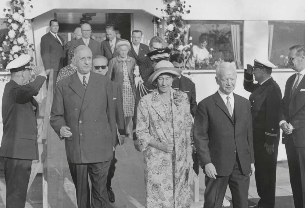 Vor 60 Jahren / Als schwere Schiffe die Mosel eroberten