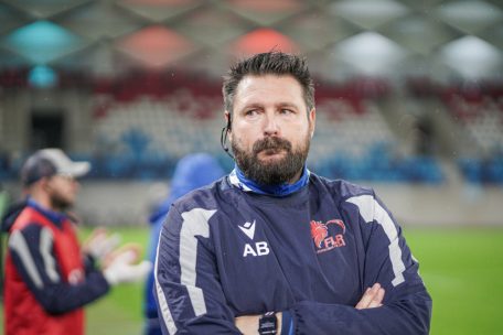 Aufstiegsspiel / Rugby-Nationalteam bereit, Geschichte zu schreiben