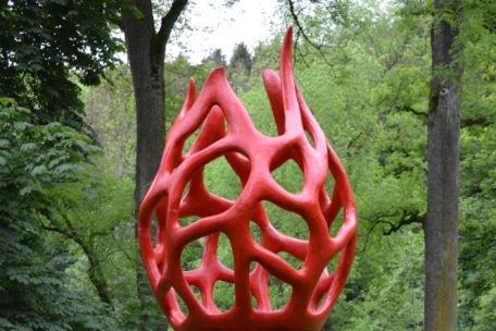 Klein oder aber vier Meter hoch sind die Skulpturen aus Stahl des Künstlers Elmar Hubert aus Langsur (D)
