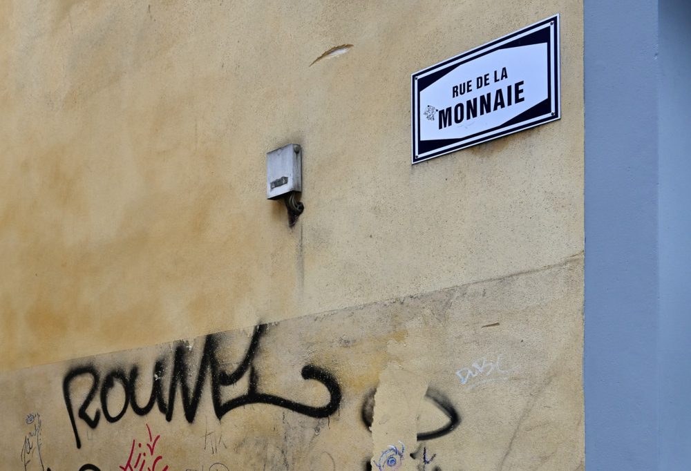 Editorial / Reich und sensibel: Ein Bauträger und der Streisand-Effekt