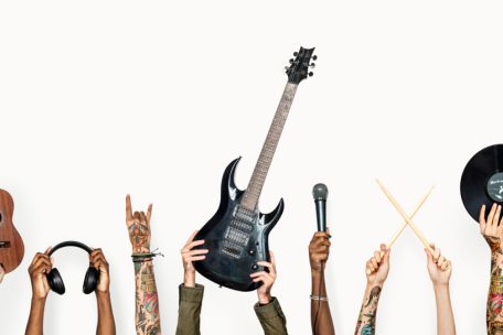 Musiktipps / St. Vincent, Billie Eilish, Richard Hawley und Whisper: Schreie, Schläge und Whiskey pur