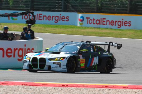 Der GT3-WRT-BMW-M4 von Faisal Al Harthy/Maxime Martin/Valentino Rossi beschert der WEC eine ganz neue Fan-Gemeinde dank des neunfachen Motorradchampions