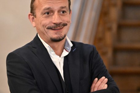 Sieht in Luc Friedens Ausf&uuml;hrungen eine Rede zur Lage der Prozedurvereinfachungen