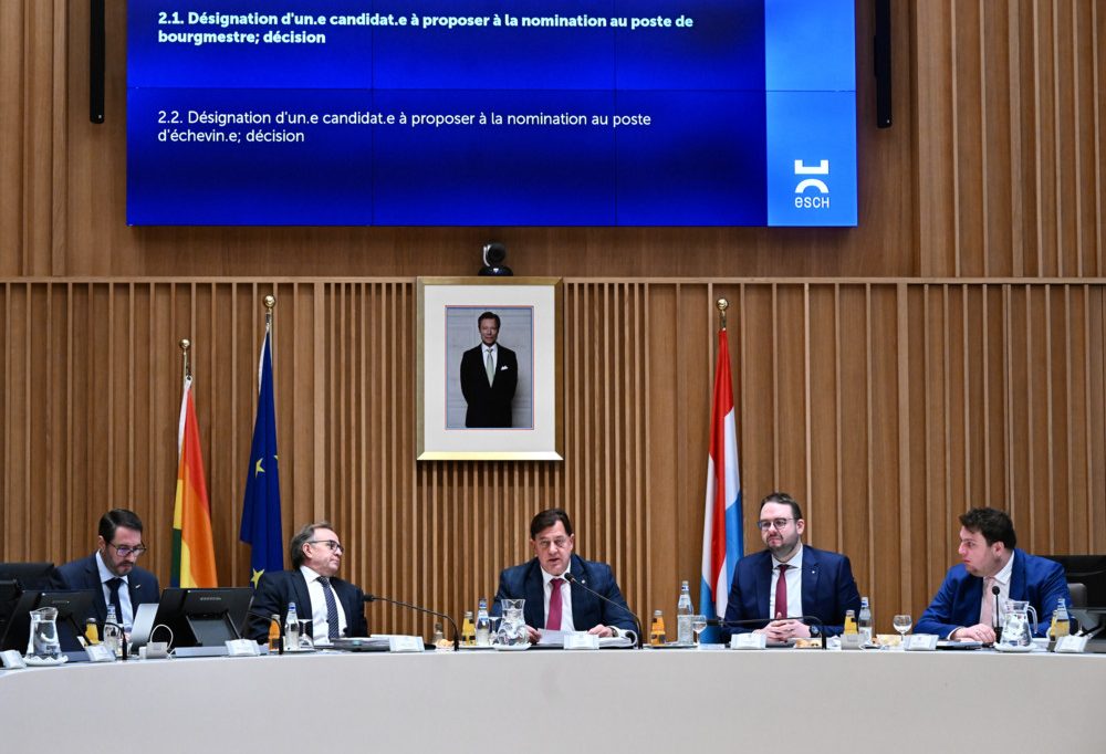 Editorial / Das Trauerspiel von Esch: Der Fall Knaff und seine Konsequenzen