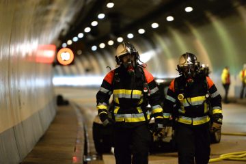 Tunnel Markusberg / Notfalldienste proben am Sonntag den Ernstfall – A13 in beide Richtungen gesperrt