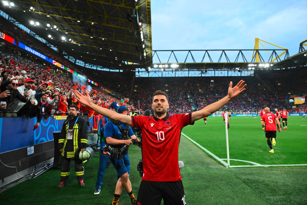 Fußball-Europameisterschaft / Bajrami der Schnellste, Yamal der Jüngste