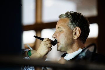 Editorial / Wie mit Rechtspopulisten und Rechtsextremisten umzugehen ist