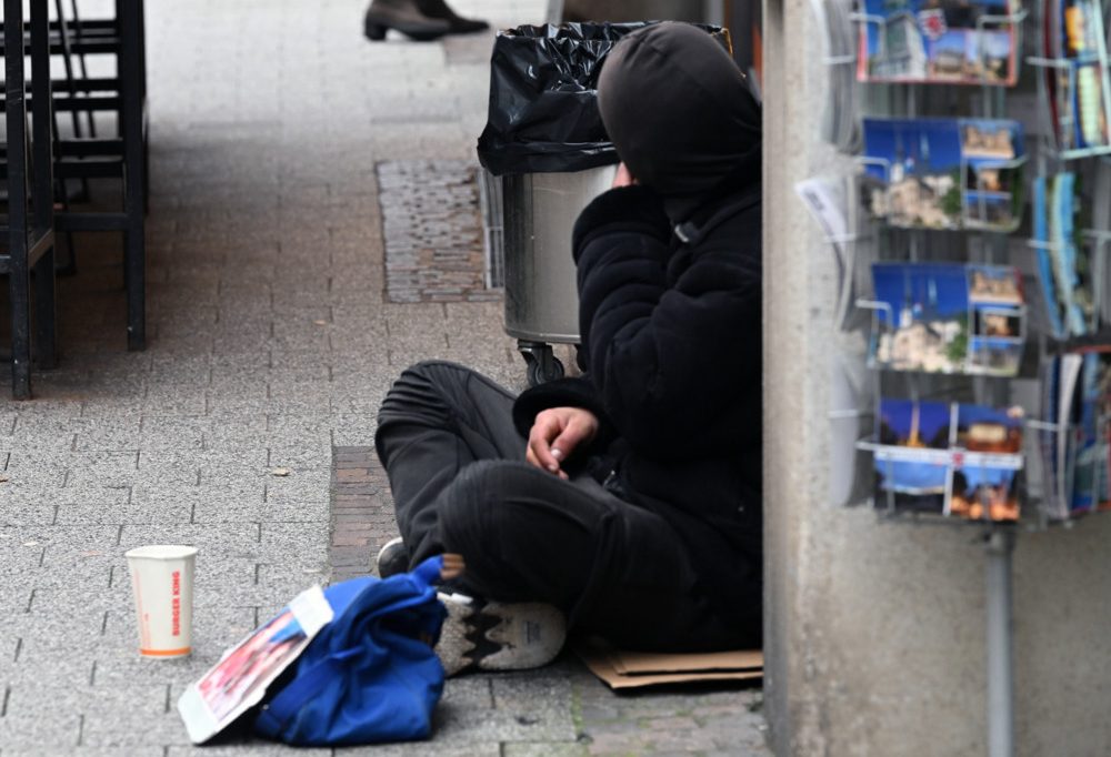 Forum / Erosion der gesellschaftlichen Solidarität: Eine politische Analyse der letzten Monate