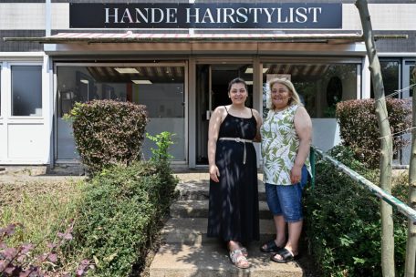 Yildirim (links) und ihre Mutter