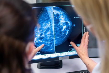 Gesundheit / Brustkrebs und Darmkrebs: Vorsorge-Untersuchungen künftig bereits ab 45 Jahren