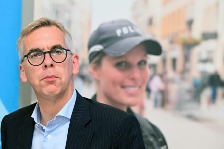 Der Politflüsterer / Glodens Fauxpas