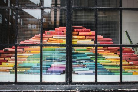 LGBTQ+ / Tatta Tom und die Macht der Bücher: Luxemburgs Kampf gegen Diskriminierung