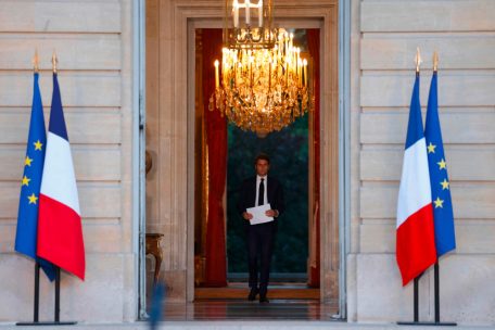 Le premier ministre Gabriel Attal a annoncé dimanche soir qu'il présenterait lundi matin sa démission