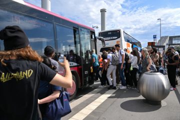 Bahnbaustelle bei Bettemburg / Schlangen vor allem in Thionville: „Das Problem war, dass die Menschen nicht gleichzeitig in mehrere Busse einstiegen“