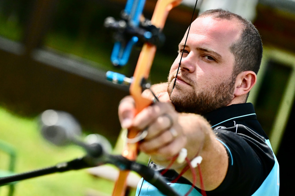 Bogenschießen / Zum Ende seiner Profilaufbahn ist Pit Klein ein kleines Wunder gelungen