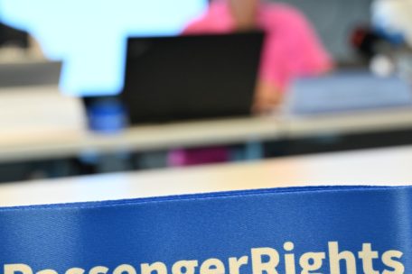 Bei der Pressekonferenz auf Findel ging es insbesondere um die Rechte der Passagiere