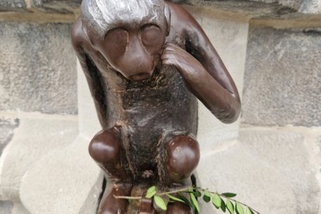 Wahrzeichen der Stadt: ein Äffchen