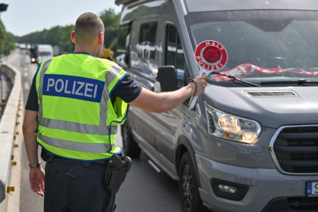 Deutschland / Nach EM und Olympia: Landesminister plädieren für verlängerte Grenzkontrollen