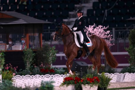 Dressurreiten / Im versammelten Galopp: Nicolas Wagner startet bei seinen zweiten Spielen