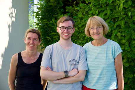 Drei Generationen an einem Set (v.l.): Patricia Streitz, Joé Freilinger und Annette Streitz