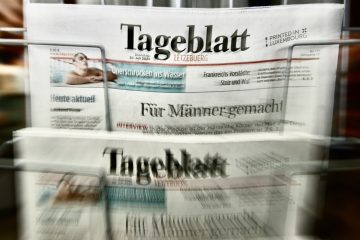 Editorial / Bitte weiterlesen: Zur Text- und Medienkompetenz in der Gesellschaft