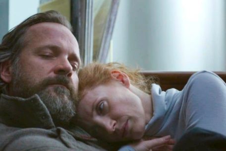 Wirken harmonisch, stecken aber im Beziehungsdrama: Jessica Chastain und Peter Sarsgaard in „Memory“