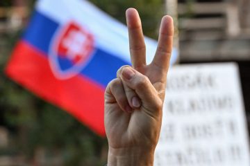 Demonstration / Tausende protestieren gegen slowakische Regierung