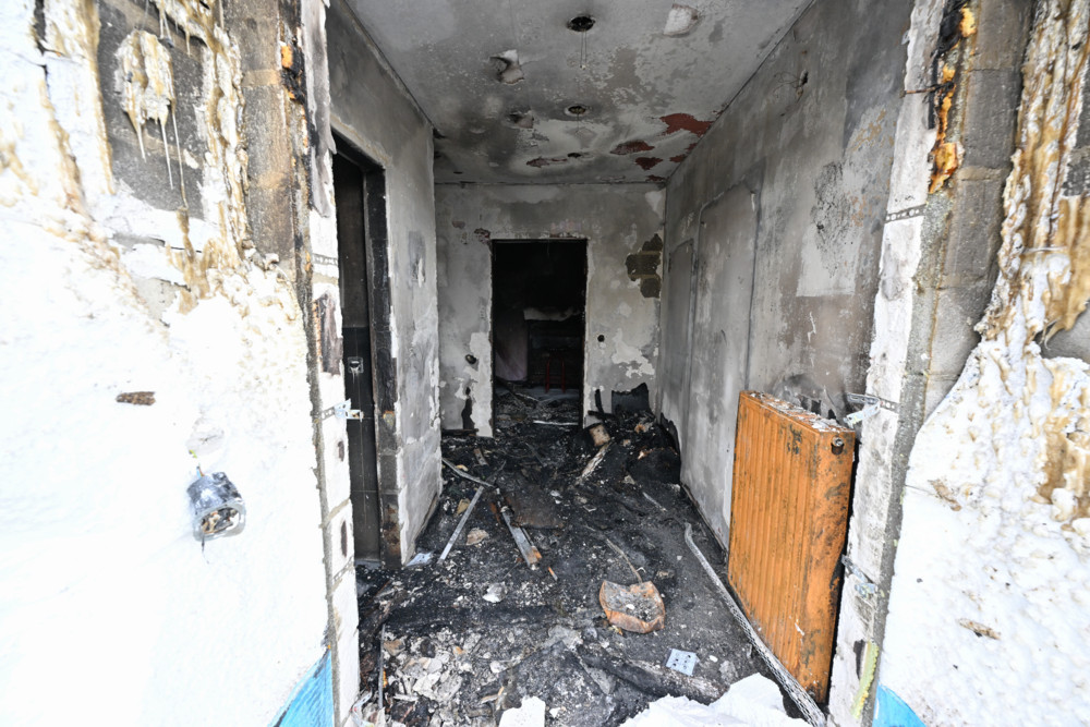 Haus mehrmals in Flammen / Mehrere Detonationen und Brand in der Escher Straße in Monnerich 