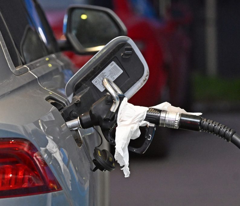 Spritpreise / 98er Benzin wird billiger