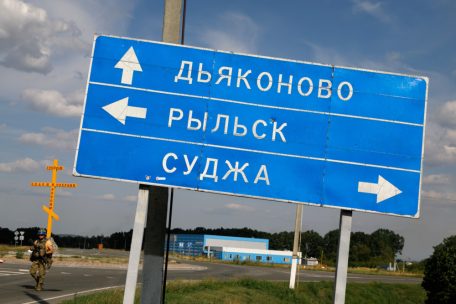 Ukraine-Krieg / Ukraine festigt Positionen in Kursk und fordert mehr Waffen
