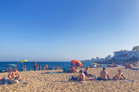 „Der Strand ist weg“ / Das Phänomen des Strandsterbens in Spanien wird immer sichtbarer