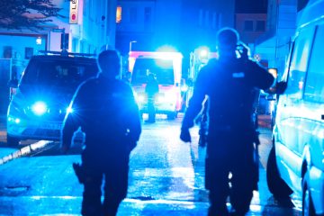 Deutschland / Drei Tote bei Anschlag mit Messer auf Solinger Stadtfest