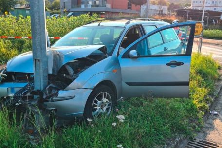 Hinweise aus der Bevölkerung / Verfolgungsjagd im Grenzgebiet: Polizei nimmt Autofahrer fest, der unter Drogeneinfluss stand