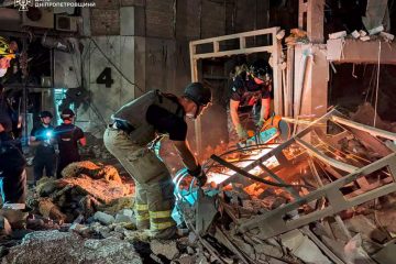 Krieg / Tote bei russischen Angriffen in der Ostukraine – Moskau meldet Brände in Treibstofflagern