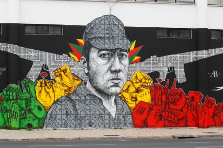 Graffiti der Ikone der Nelkenrevolution von 1974: Fernando José Salgueiro Maia