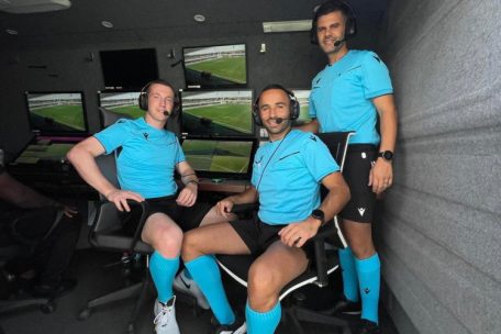 V.l.n.r.: Jérémy Müller, Jasmin Sabotic und Ivo Torres waren in einem Madrider Keller