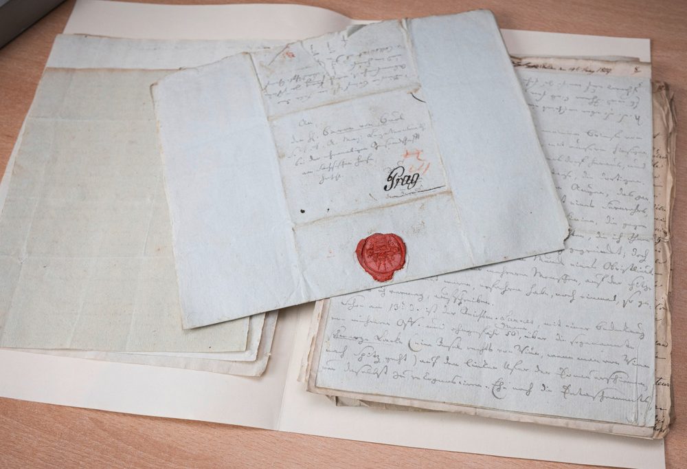 Österreich / Forscher findet unbekannte Kleist-Briefe in Tiroler Museum