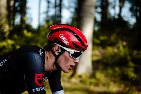 Tour de Luxembourg / Arthur Kluckers blickt zufrieden auf „stabile“ Saison zurück, steigt auf der 3. Etappe aber aus