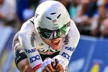 Tour de Luxembourg / Ayuso gewinnt Zeitfahren, Van der Poel wieder in Gelb – Wenzel in den Top Ten