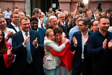 Deutschland / Wahl-Prognosen: SPD setzt sich in Brandenburg gegen AfD durch