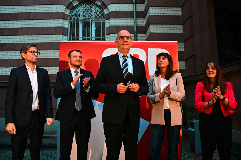 Landtagswahl in Brandenburg / Die Woidke-SPD verteidigt Platz eins vor der AfD